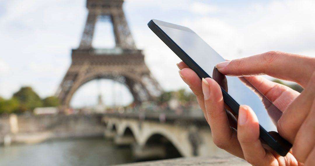 Viagem ao estrangeiro: O que acontece com o meu telemóvel? O que é o roaming?
